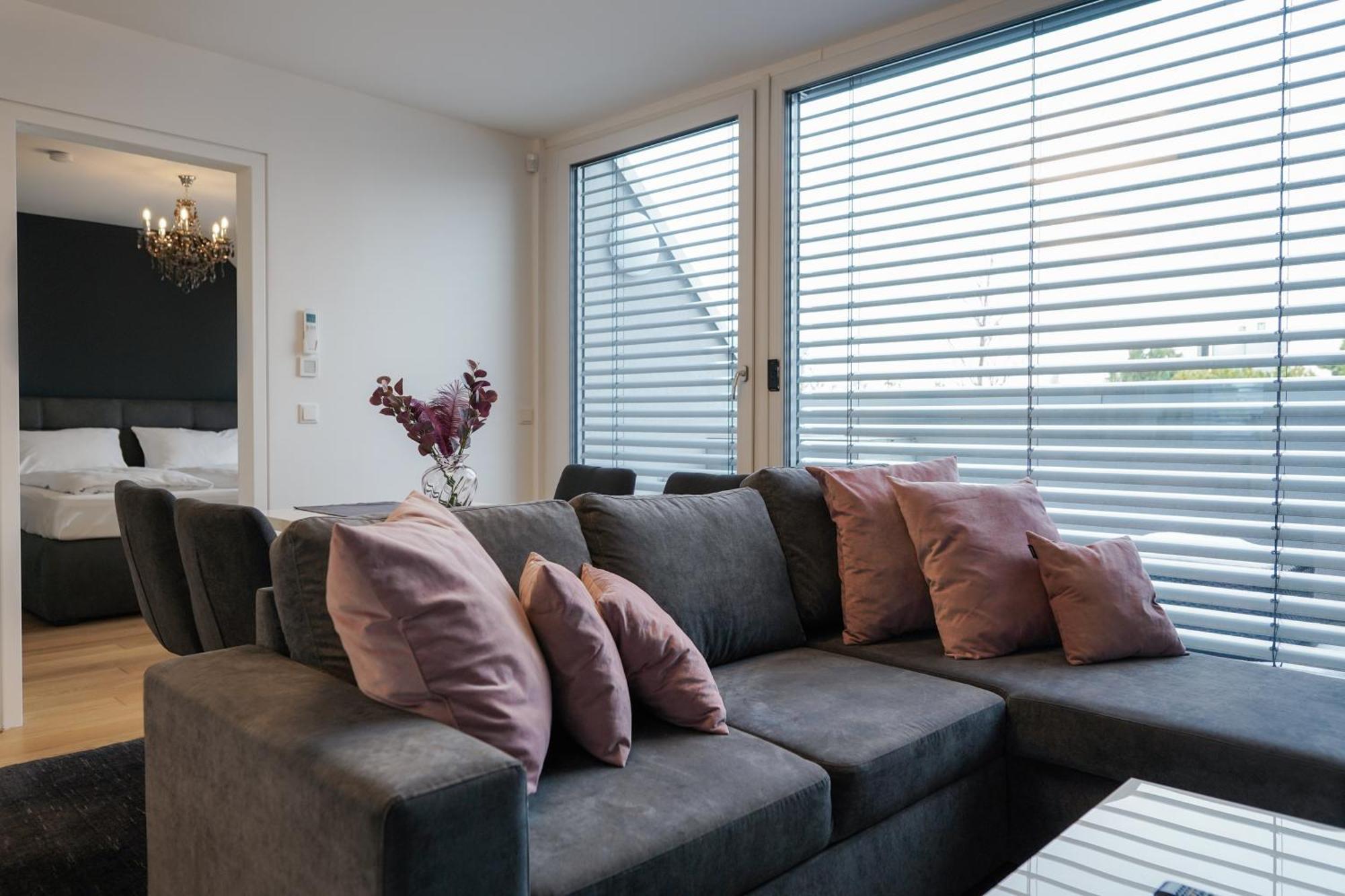 Modern Stylish Design Apartment With Free Parking Emily Wien Exteriör bild