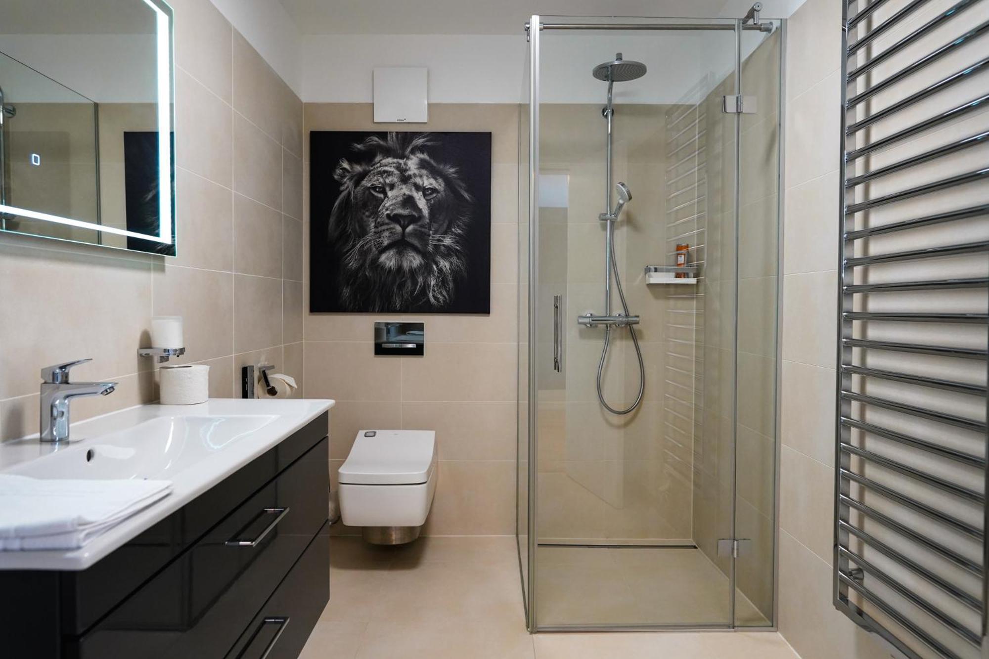 Modern Stylish Design Apartment With Free Parking Emily Wien Exteriör bild