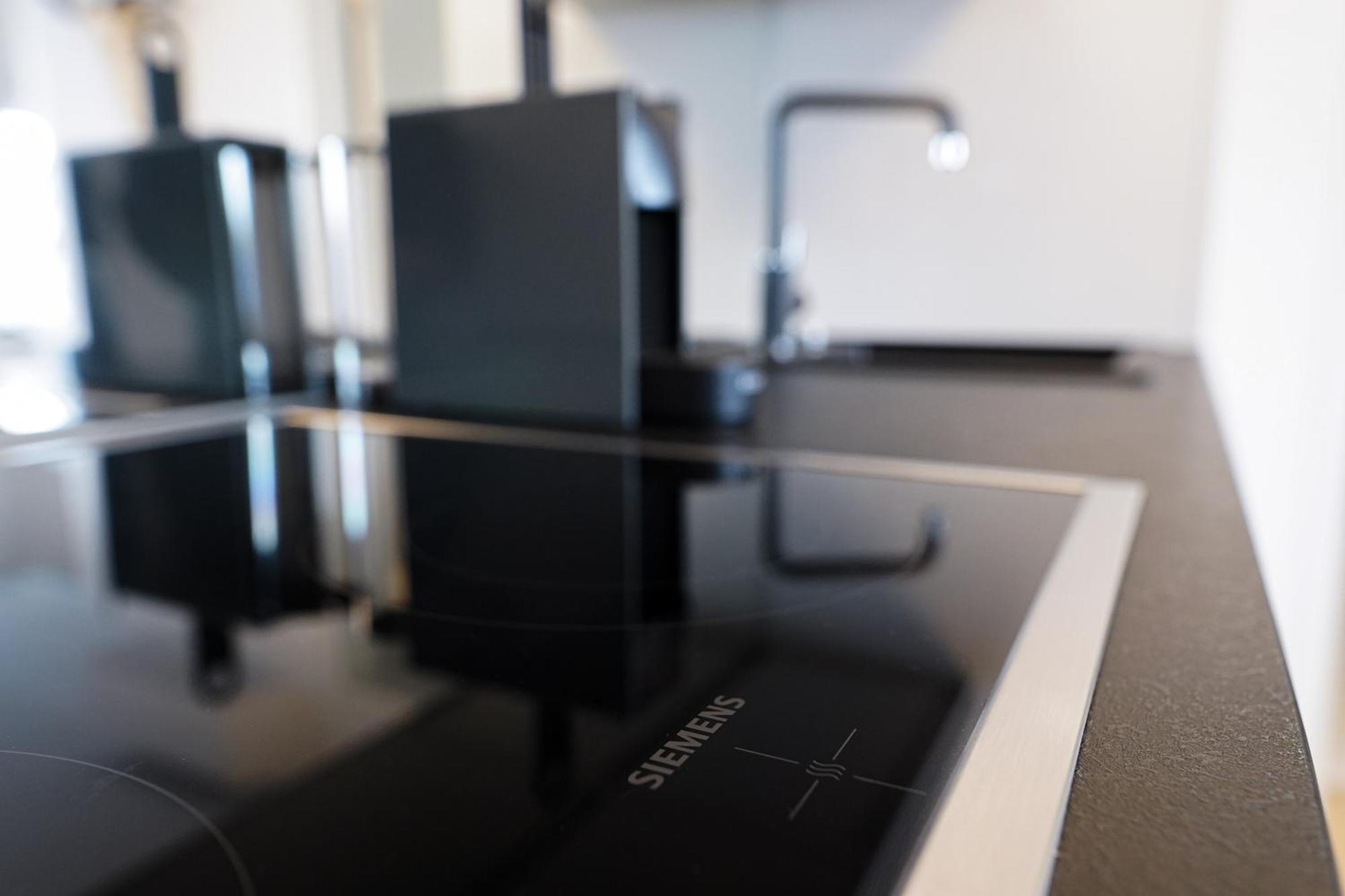 Modern Stylish Design Apartment With Free Parking Emily Wien Exteriör bild