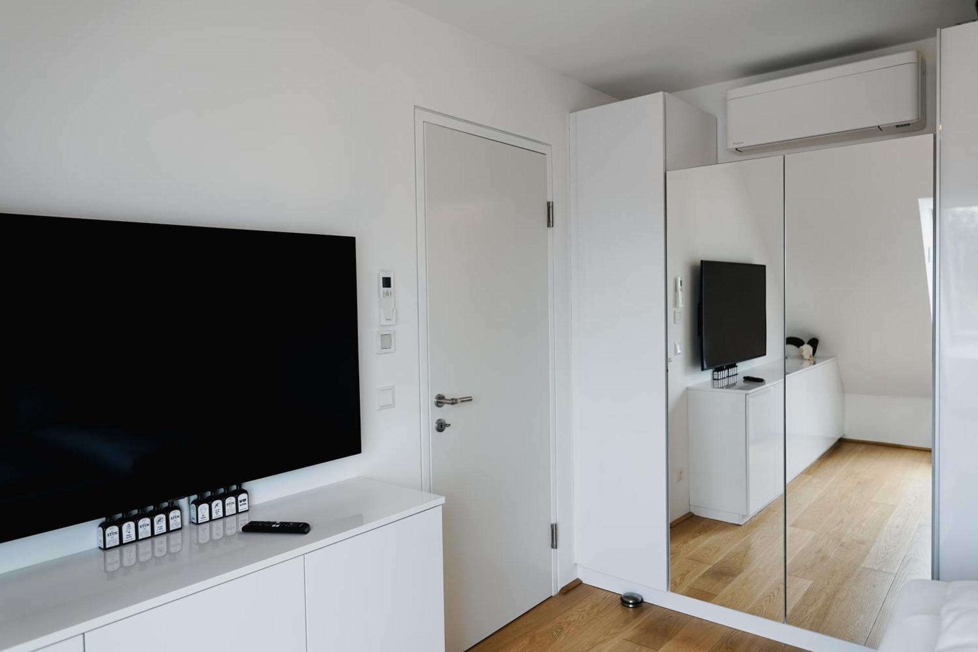 Modern Stylish Design Apartment With Free Parking Emily Wien Exteriör bild