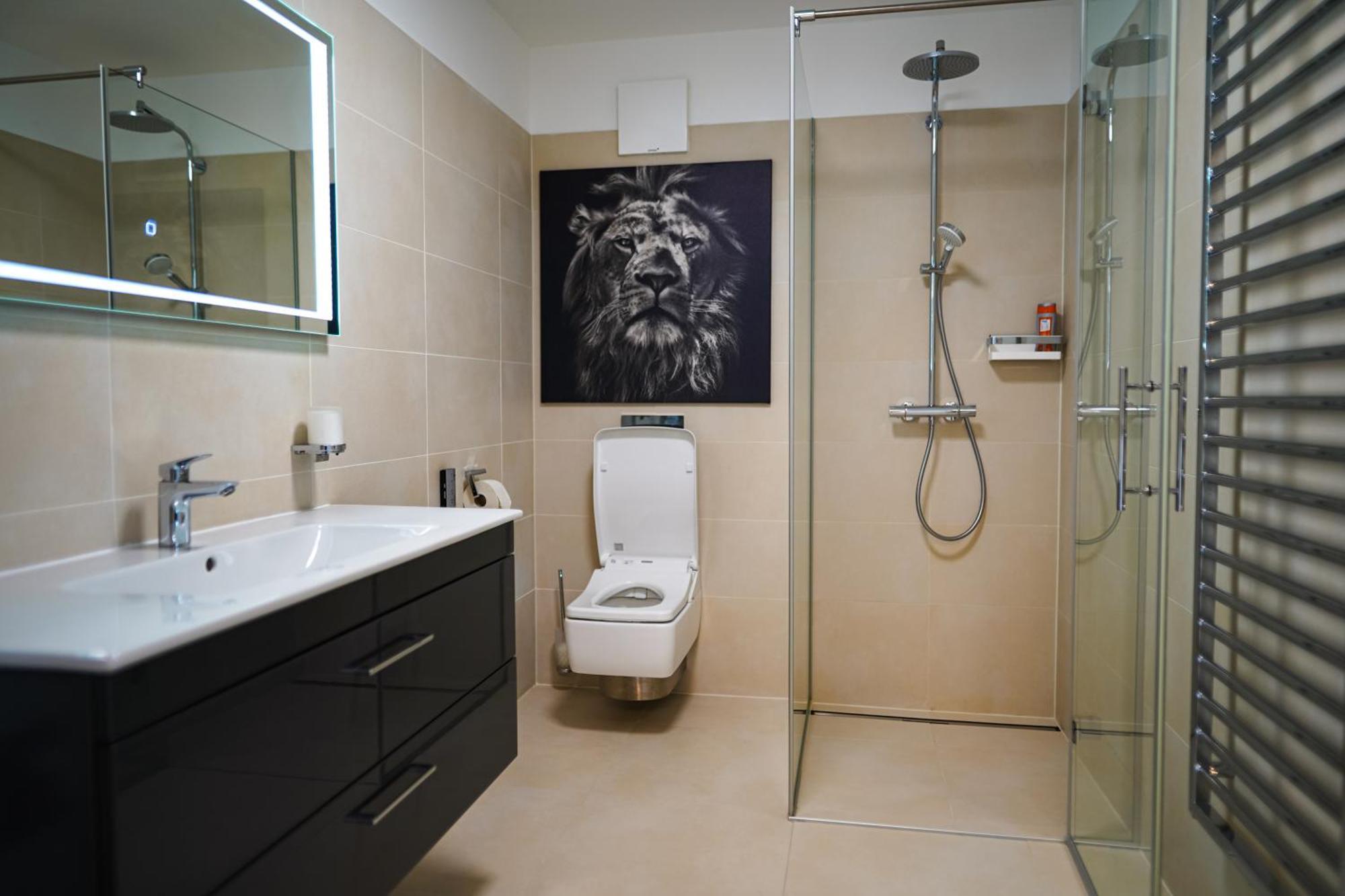 Modern Stylish Design Apartment With Free Parking Emily Wien Exteriör bild